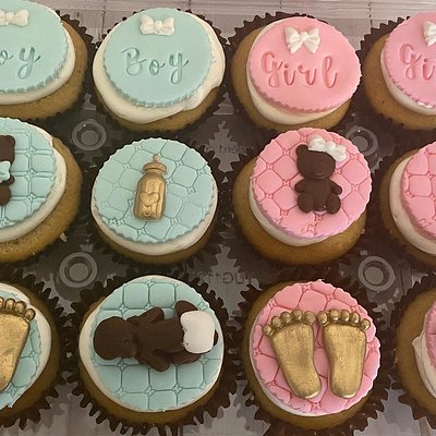 Custom Cupcakes 