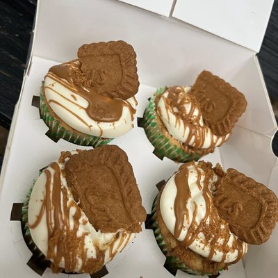 Cookie Butter Cupcakes