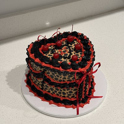 8 Inch Heart- Vintage