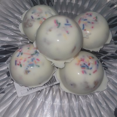 Cake Domes