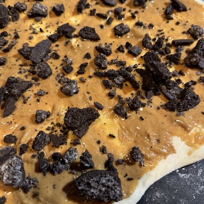 Small Size Peanut Butter & Oreo Rolls
