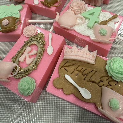 Large Molded Decorative Rice Krispy Treats