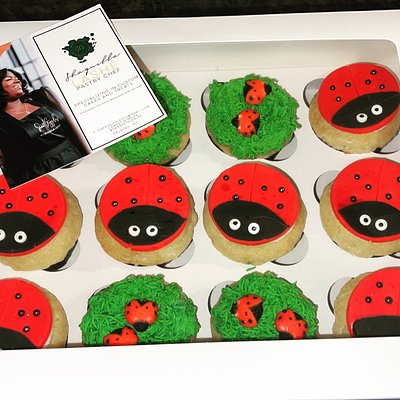 Custom Cupcakes (dozen)