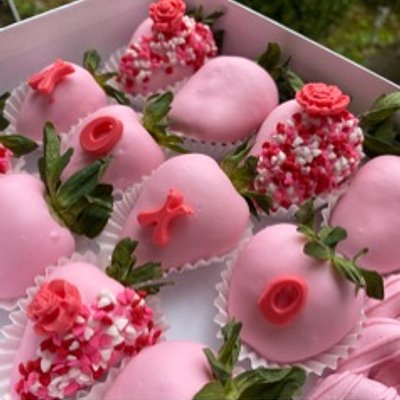 Dozen Chocolate Strawberries 