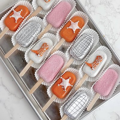 Cakesicles 