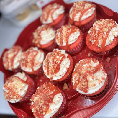 Strawberry Crunch Cupcake 