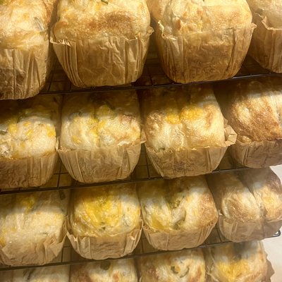 Cheddar Jalapeño Sourdough Bread