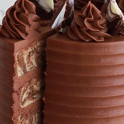 Fudge Marble Swirl Cake