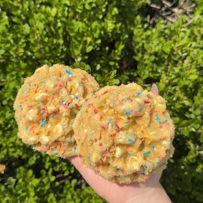Grandma’s Birthday Cake Cookie