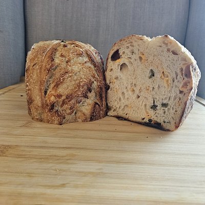 Sourdough Loaf- Jalapeno Cheddar