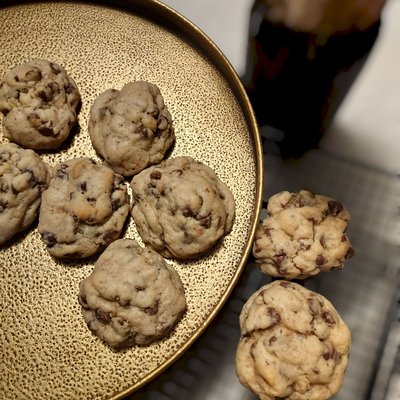 Sourdough Chocolate Chip Cookies 1 Dozen
