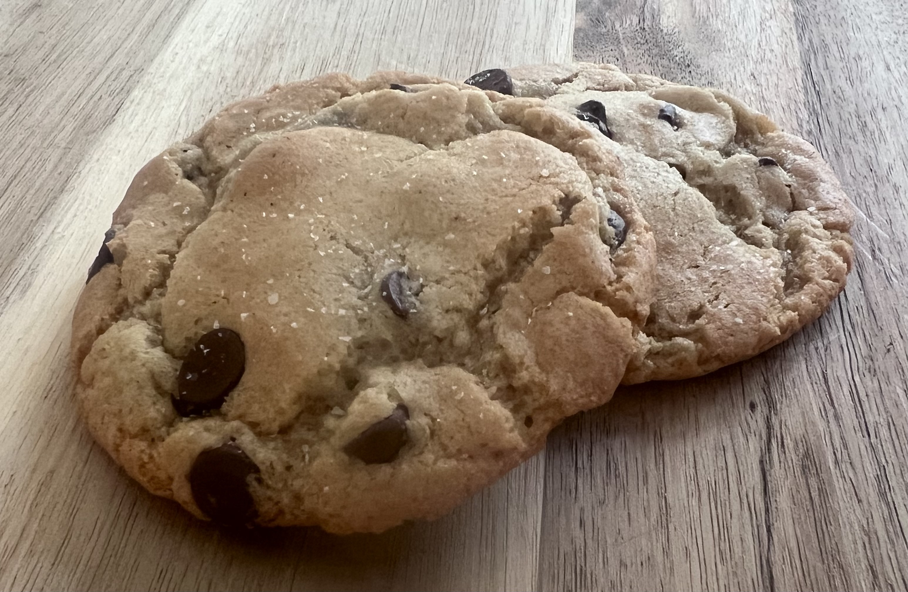 Chocolate Chip Cookies With Pecans (4 Count)