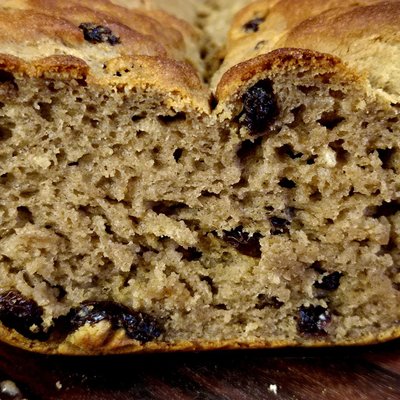 Cinnamon's Raisin Bread Large