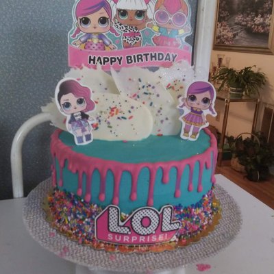 8" Cake
