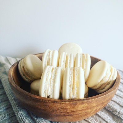 Vanilla Raspberry Macarons  ( 30 pcs.) 