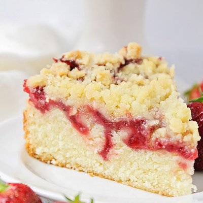 Strawberry Cream Cheese Coffee Cake 9 Inch Round 