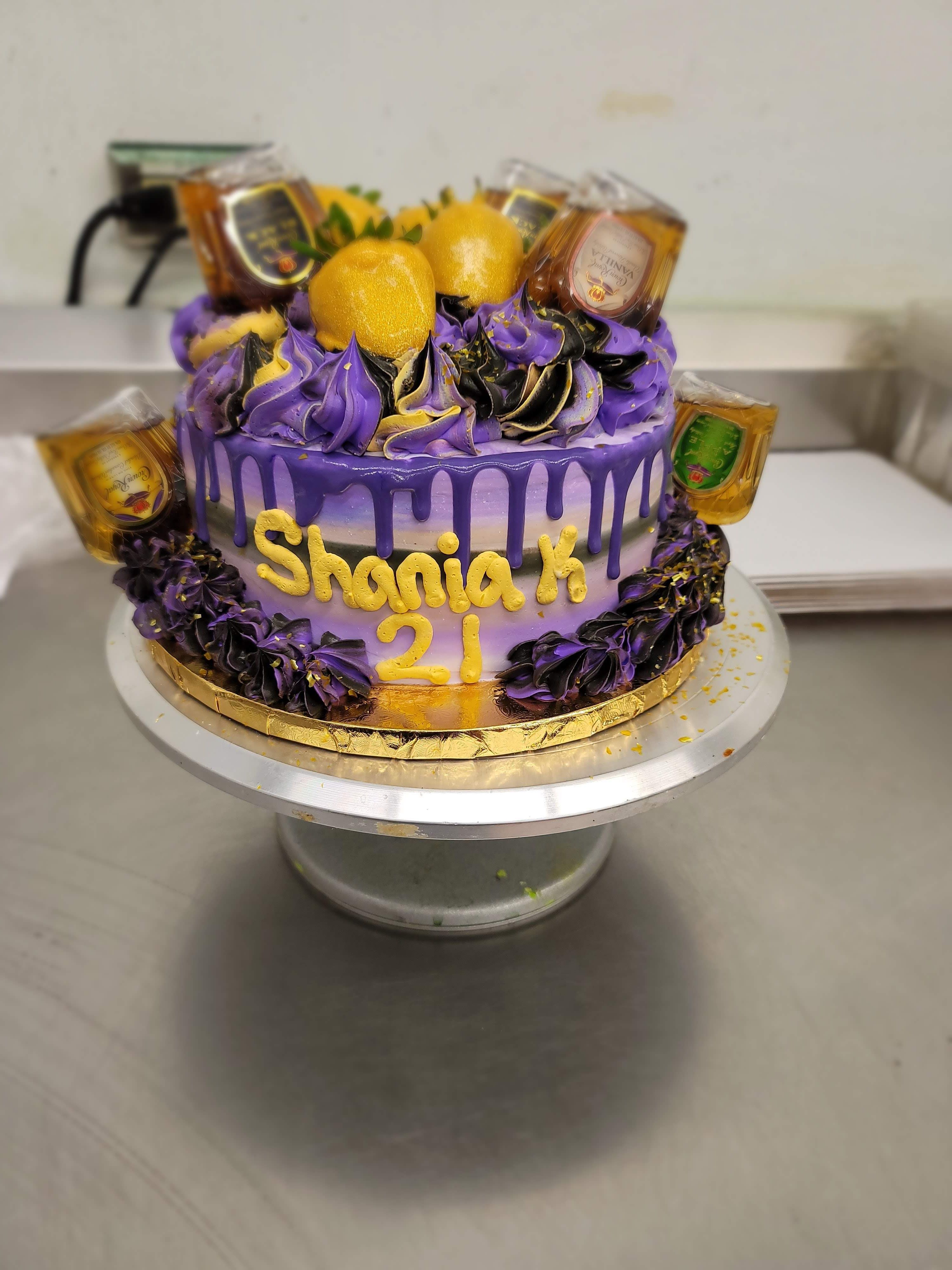 8in Cakes 