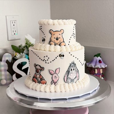 2 Tier Cake (25 Servings) 