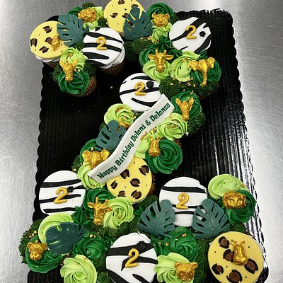 24 Count Cupcake Cake