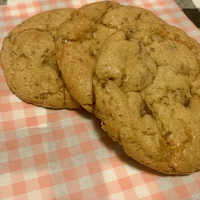 Brown Butter Toffee Cookie - XL Cookie