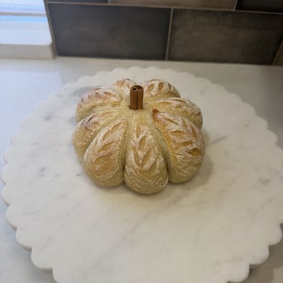 Mini Traditional Pumpkin With Cinnamon Stick 