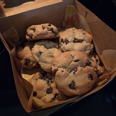 Box Of Regular Chocolate Chip Cookies 