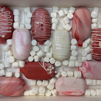 Custom Cakesicles