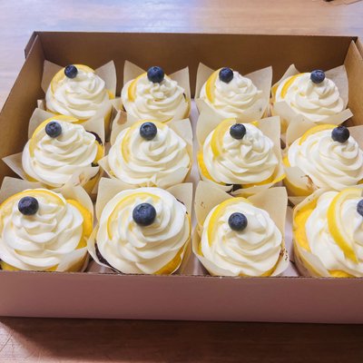 Lemon Blueberry Cupcakes 12 Servings