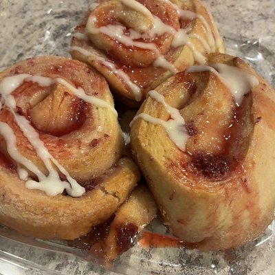 Strawberry Cheesecake Rolls