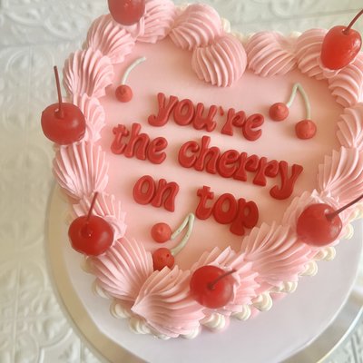 Vintage heart Cake 