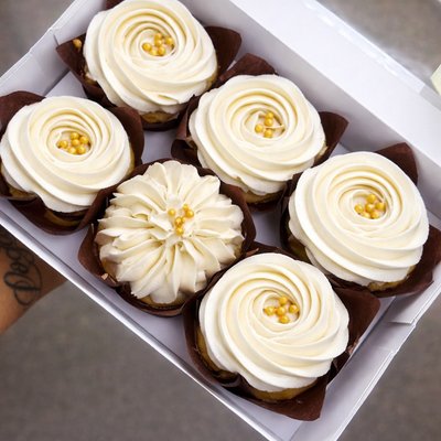 Vegan Cupcakes  Per Dozen 