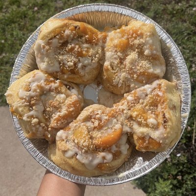 Peach Cobbler Cinnamon Rolls (5 Count)