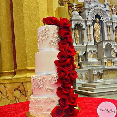 Wedding Cakes (2,3,4 Tiers)