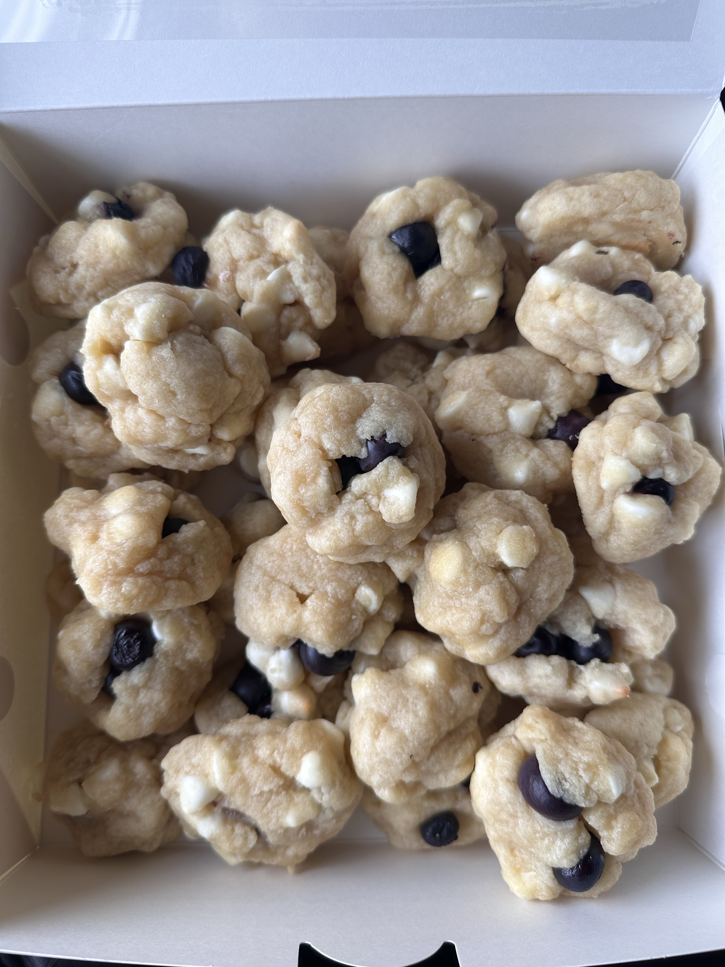 Blueberry Muffin Cookies 