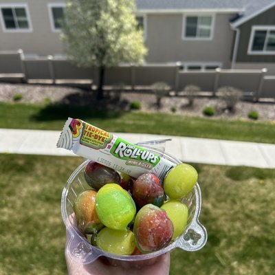 FRUIT ROLL UP TOPPING