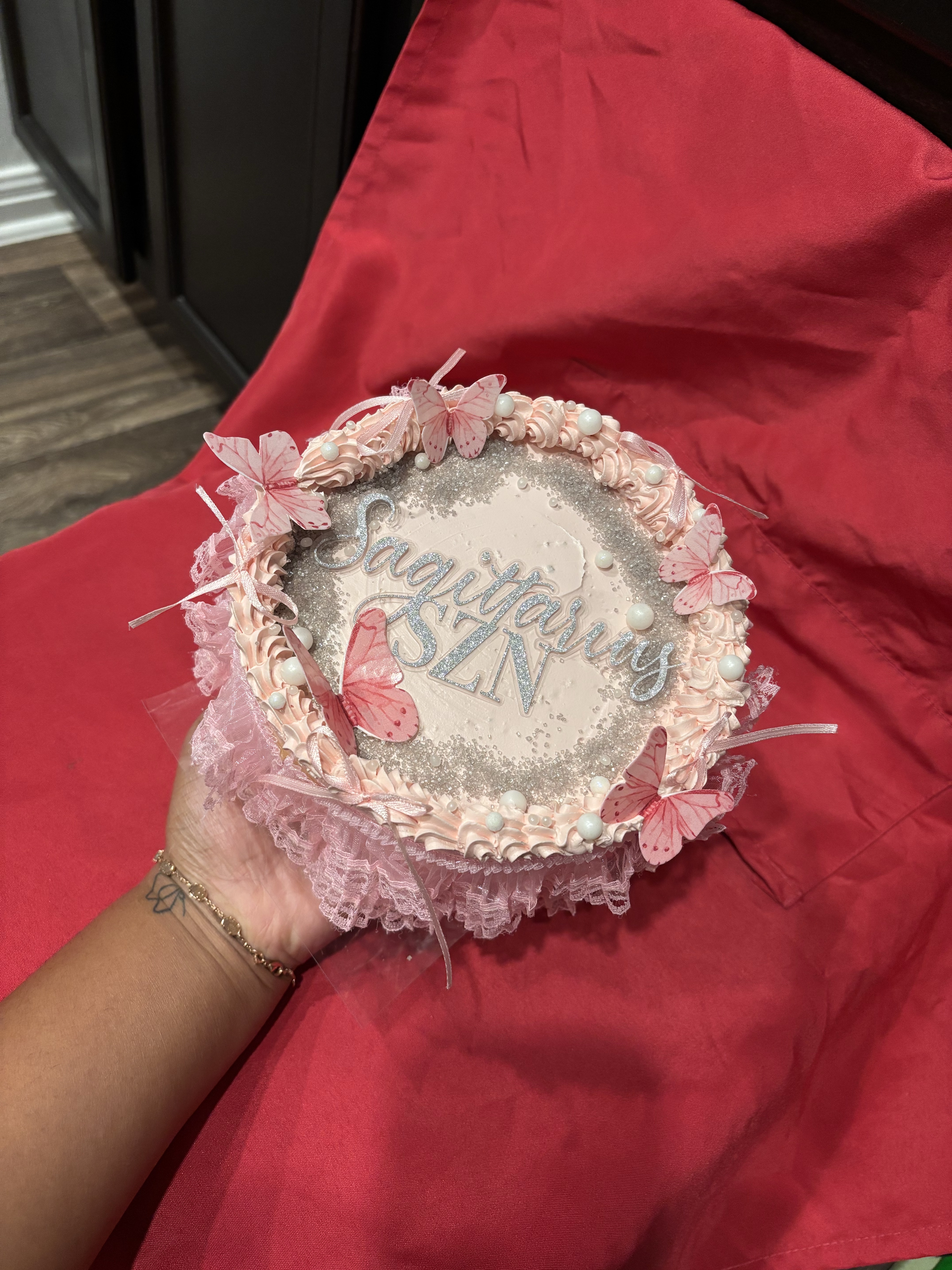 Custom 5-6” Cake 