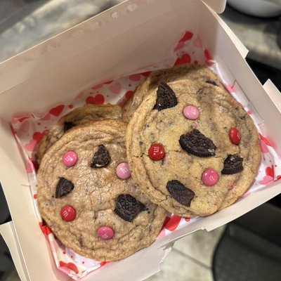 Giant Cookie 4 Ct. 