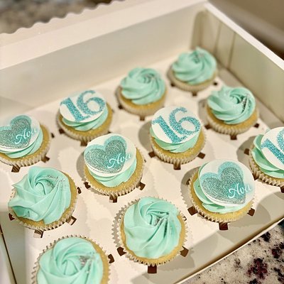 Themed cupcakes 