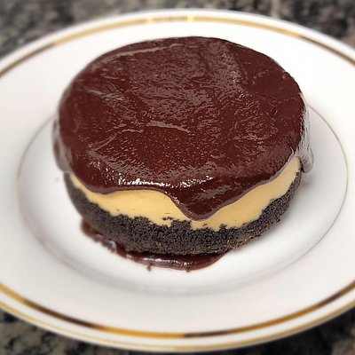 Peanut Butter Reese Cheesecakes 8’