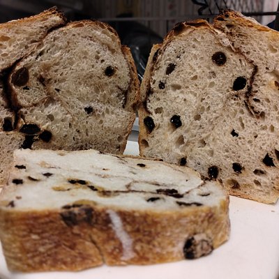 Cinnamon Raisin Sourdough Bread (Regular Loaf)