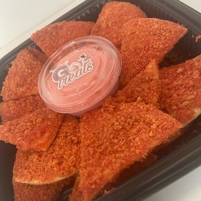Strawberry Crunch Nachos 