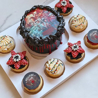 Bento Box W/ Cupcakes