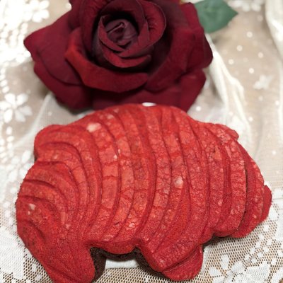 Red Velvet Puerconcha, Large Size Only, Selling By Half A Dozen 