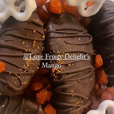 4ct Chocolate Covered Mango Slices