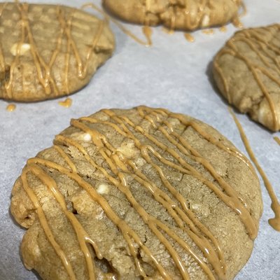 White Chocolate Peanut Butter Cookie