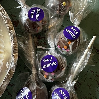 Cake Pops Gluten Free