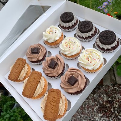 Dozen Cupcakes