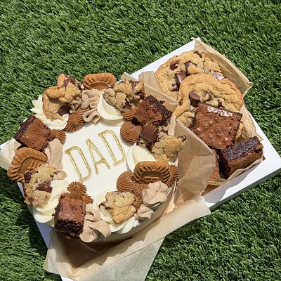 Fathers Day Treat Box 🤎
