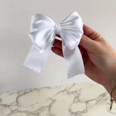 Add On-Hand Tied Bows 🎀- Per Dozen 