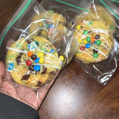 M&M Cookies 